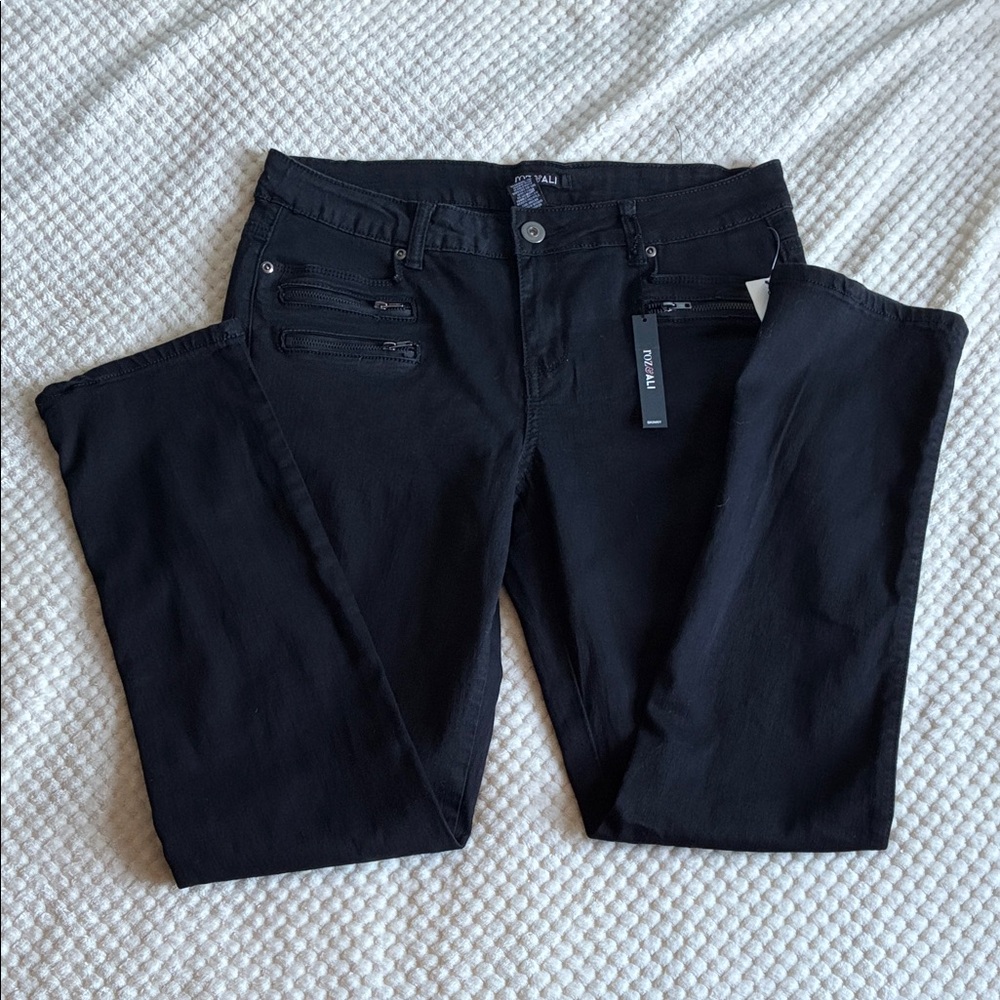 Roz&Ali Black Skinny Jeans Brand New Never Worn Still with Tags Size 12 Average